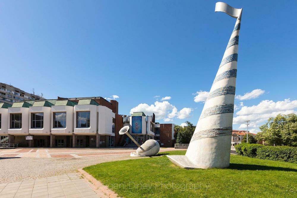 Luxury Versailles Apartments Center Opera Burgas City Exteriér fotografie