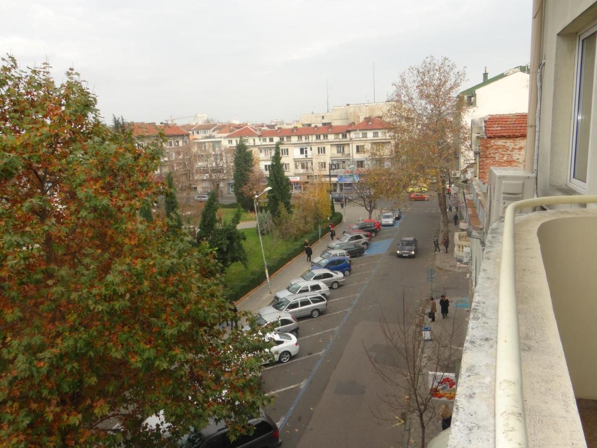 Luxury Versailles Apartments Center Opera Burgas City Exteriér fotografie
